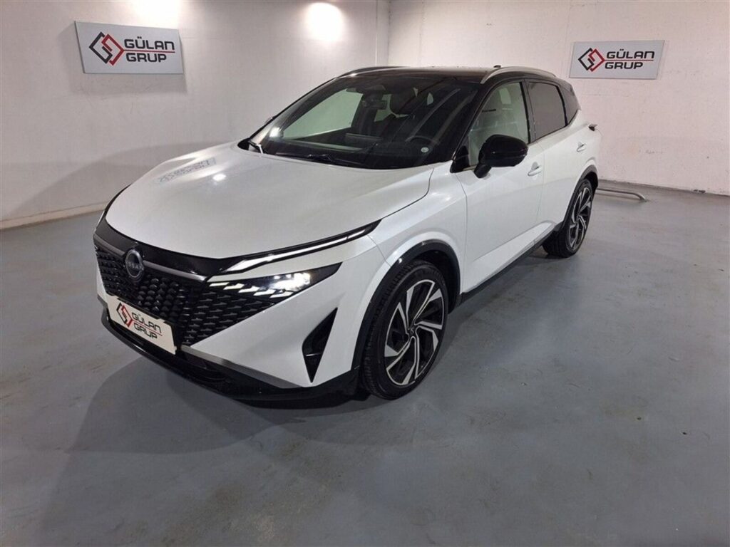 GÜLAN 2.EL- 2025 Nissan Qashqai 1.3 DIG-T MHEV Platinum Premium 4×4 CVT
